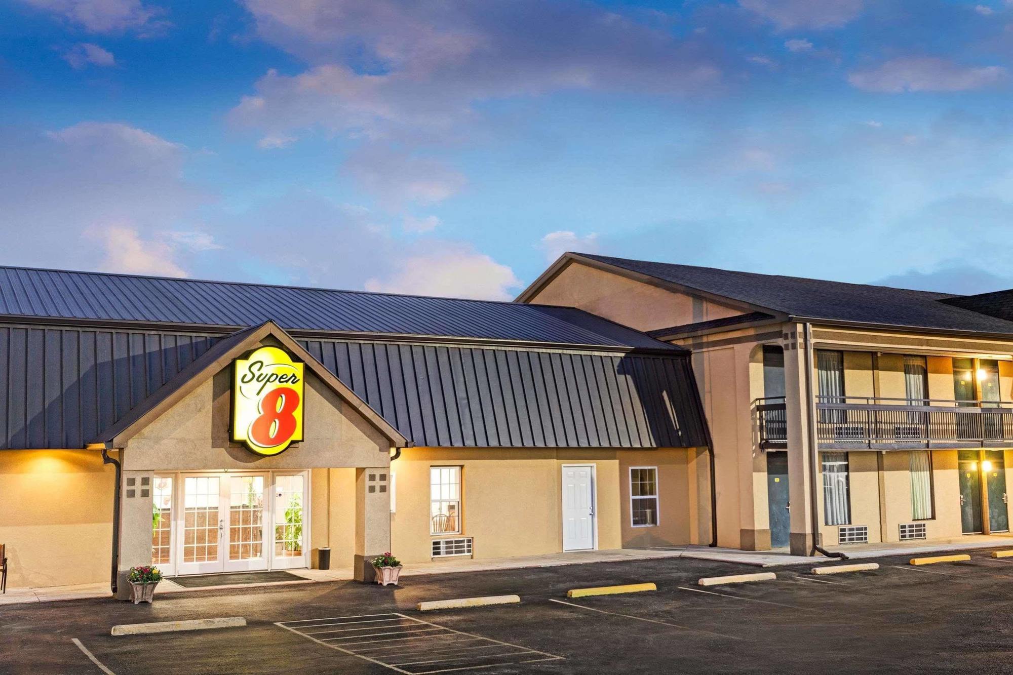 Super Inn & Suites Carrollton,West Georgia Εξωτερικό φωτογραφία